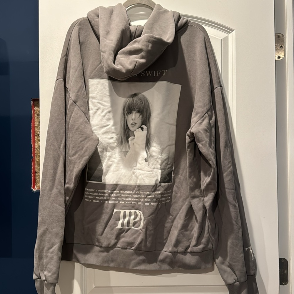 NWT! Taylor Swift tortured poets department Light Gray Hoodie - Picture 8 of 9